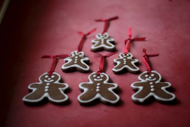 Gingerbread Men And A House Too!